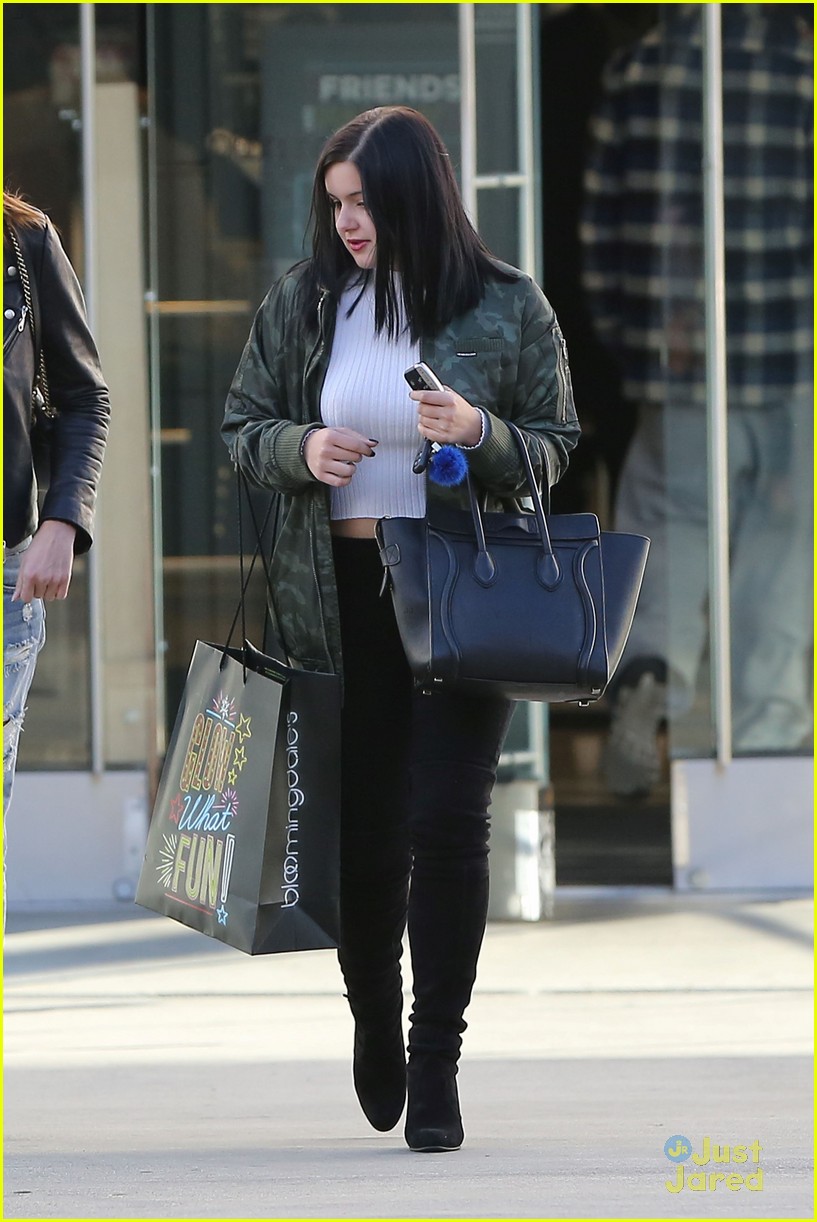ariel winter fight back against haters advice 11