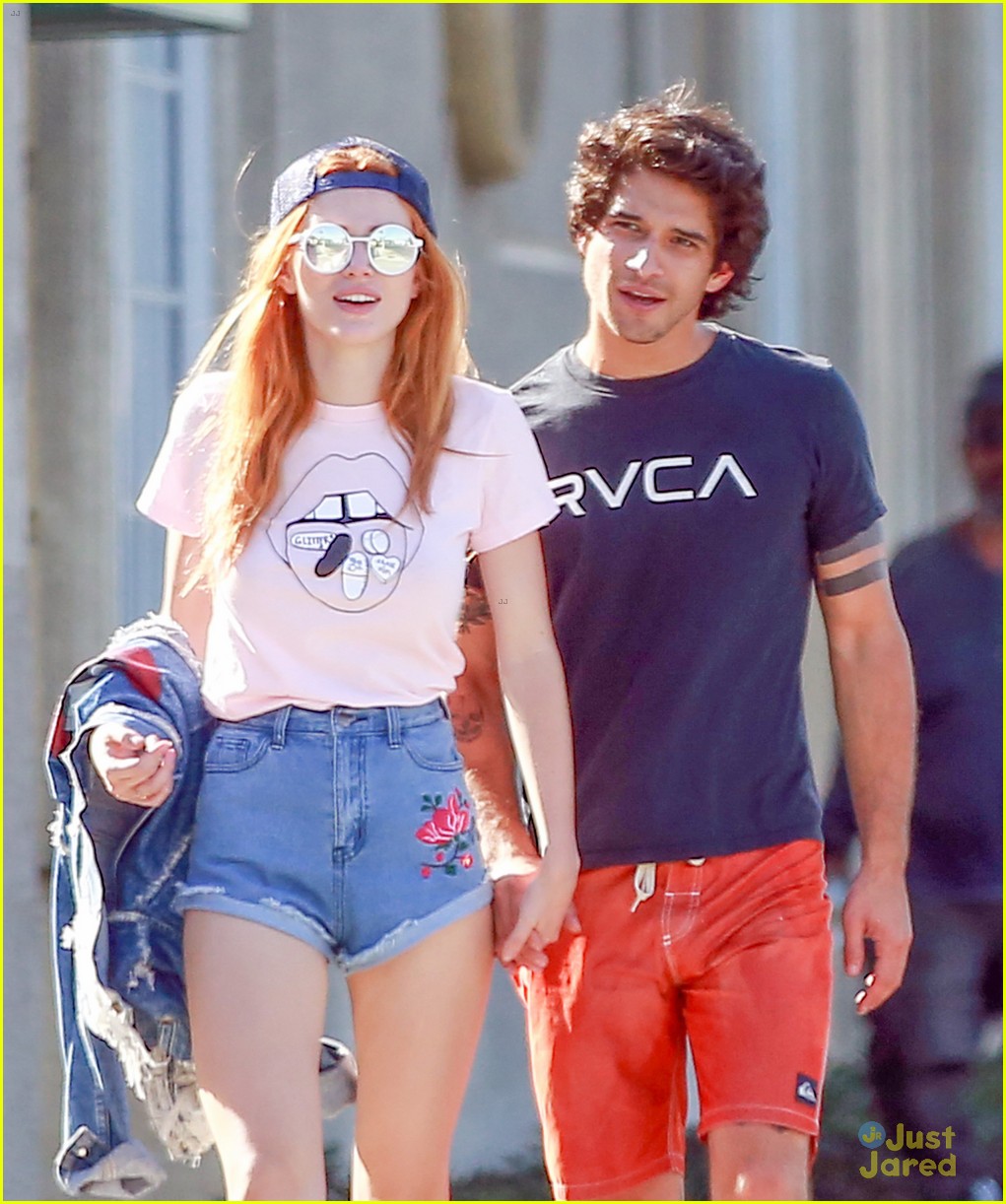 Bella Thorne And Tyler Posey Split What Went Wrong Photo 1059114 Photo Gallery Just Jared Jr