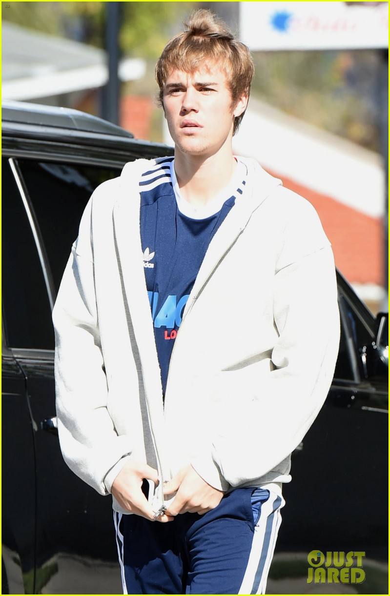 Justin Bieber Celebrate The Holidays with His 2011 'Under the