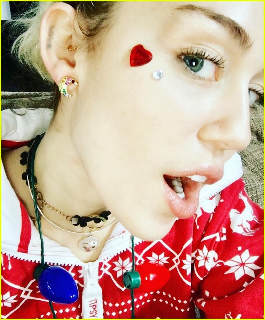 Miley Cyrus Is Sad During Christmas 'Call Me the Grinch' Photo