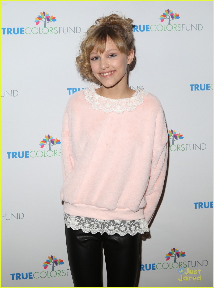 Full Sized Photo Of Grace Vanderwaal Agt Holiday Special Cyndi Event 07 Grace Vanderwaal To