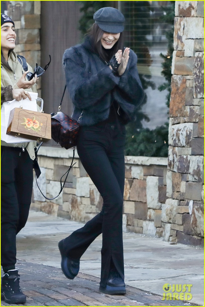 Full Sized Photo Of Bella Hadid Christmas Eve Aspen 03 Bella Hadid Feels So Grateful To Call