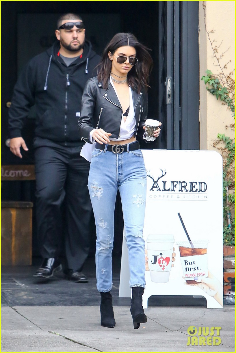 Kendall Jenner Alfred's Coffee January 23, 2020 – Star Style