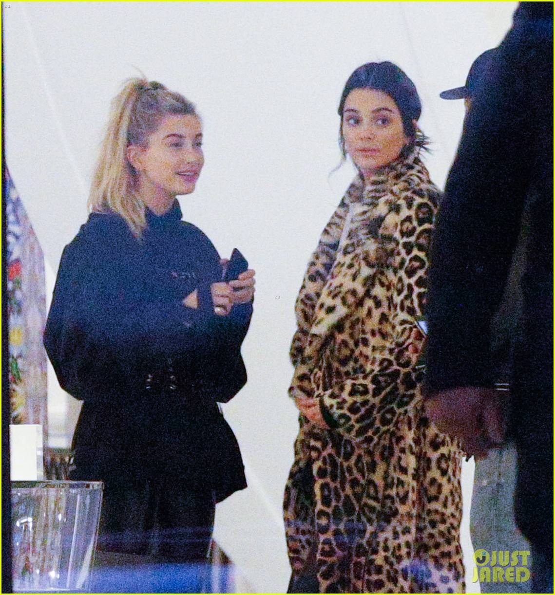 Kendall Jenner Offers Silly Gag Gift Ideas For Your Friends! | Photo