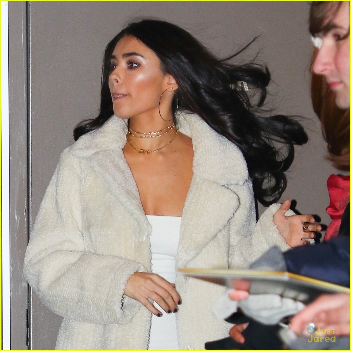 Full Sized Photo of madison beer jingle ball z100 olivia culpo 24