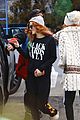 bella thorne spends christmas eve with her sister 04
