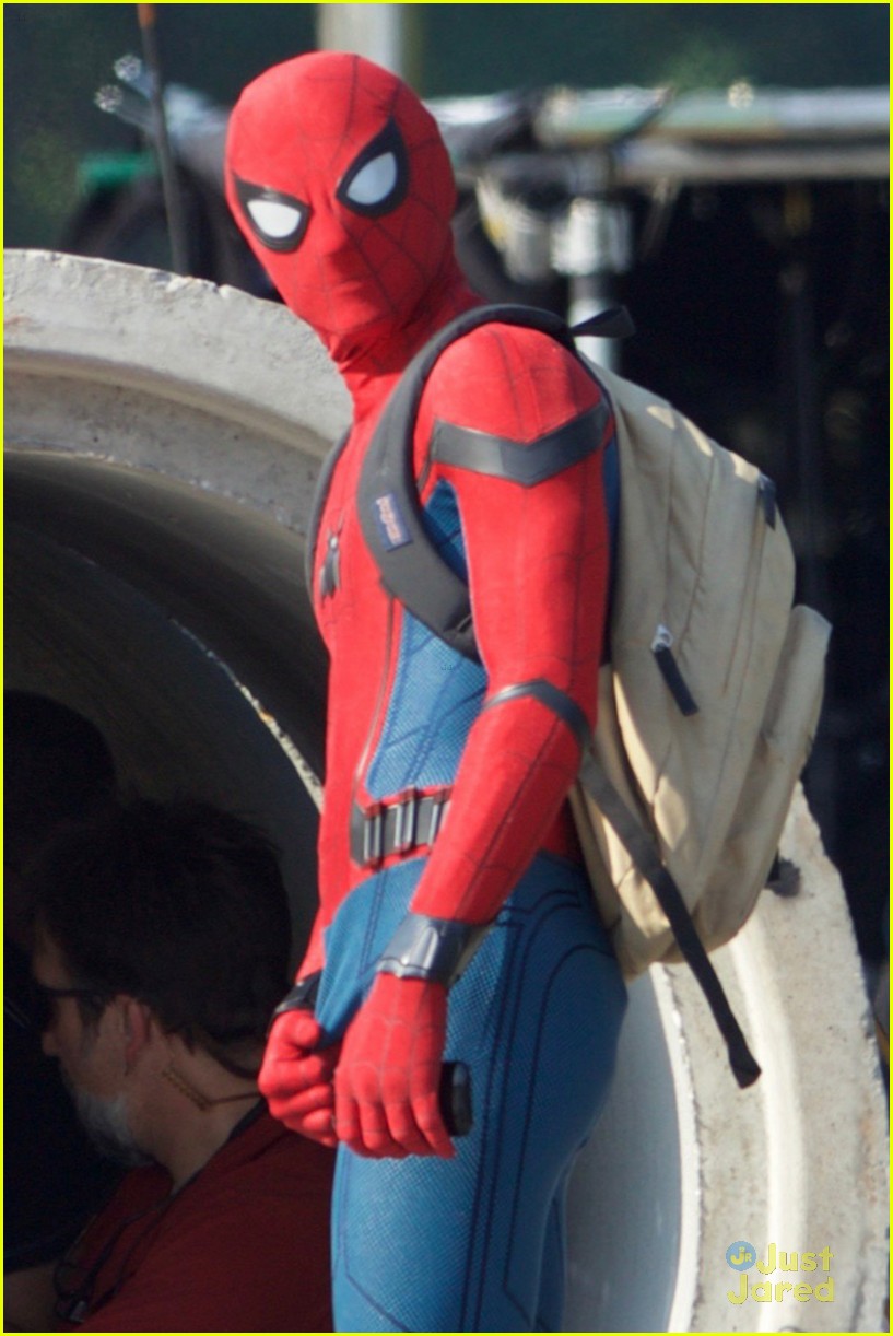 What's Different About Tom Holland's Spider-Man Suit? Web-Wings ...