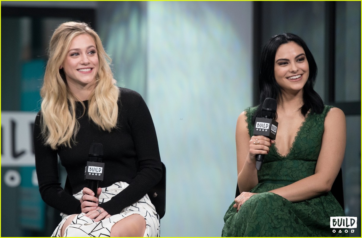 'Riverdale's Lili Reinhart & Camila Mendes Get Ready For The Show's ...