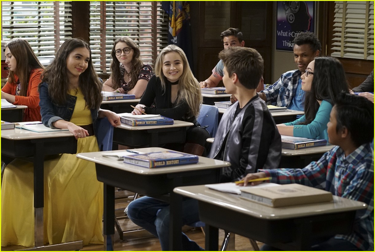 Full Sized Photo Of Girls Meets World Cancelled Fans React 04 Girl Meets World Officially
