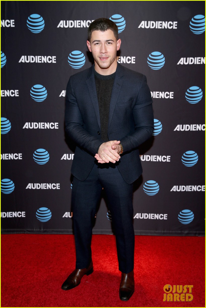 Full Sized Photo Of Nick Jonas Kingdom Third Season May Premiere Date 01 Nick Jonas Shows Off 3012