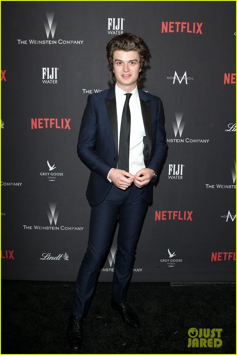 full-sized-photo-of-stranger-things-party-netflix-2017-globes-07