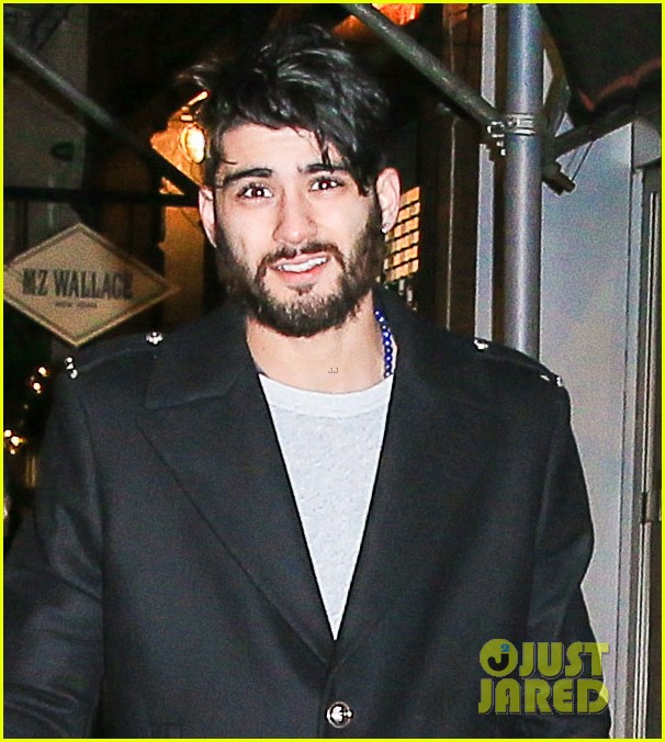 Zayns Beard Is At Peak Hotness Right Now Photo 1063382 Photo Gallery Just Jared Jr 