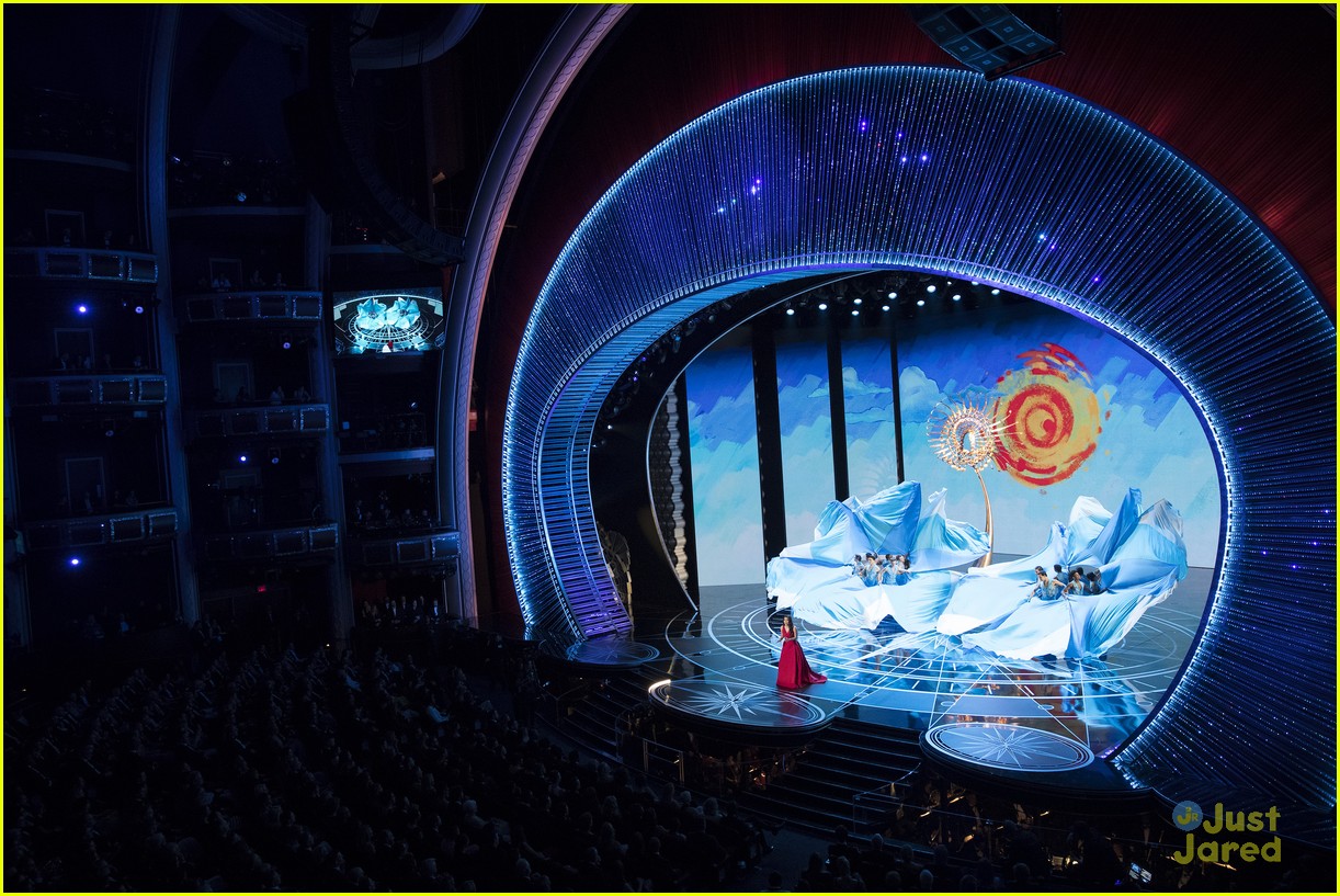 Full Sized Photo of aulii cravalho oscars performance pics 13 | Celebs