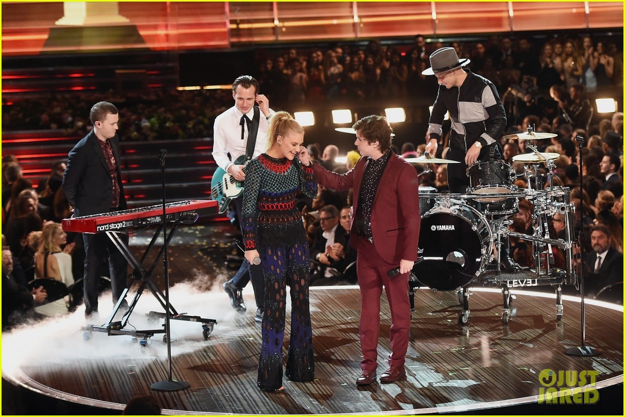 Kelsea Ballerini & Lukas Graham Are Too Adorable at Their Grammys 2017