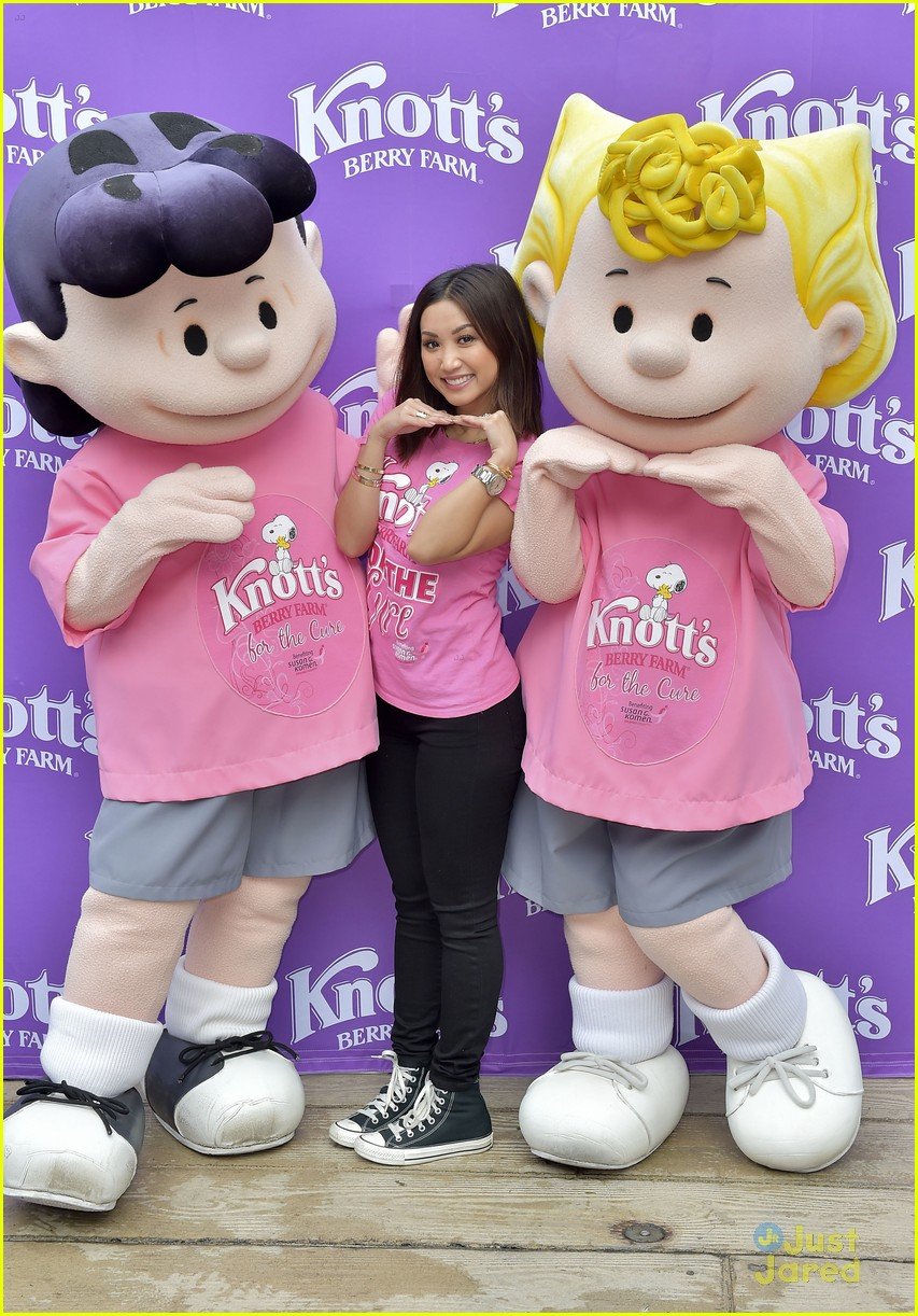 Full Sized Photo of brenda song knotts for cure event 09 | Brenda Song