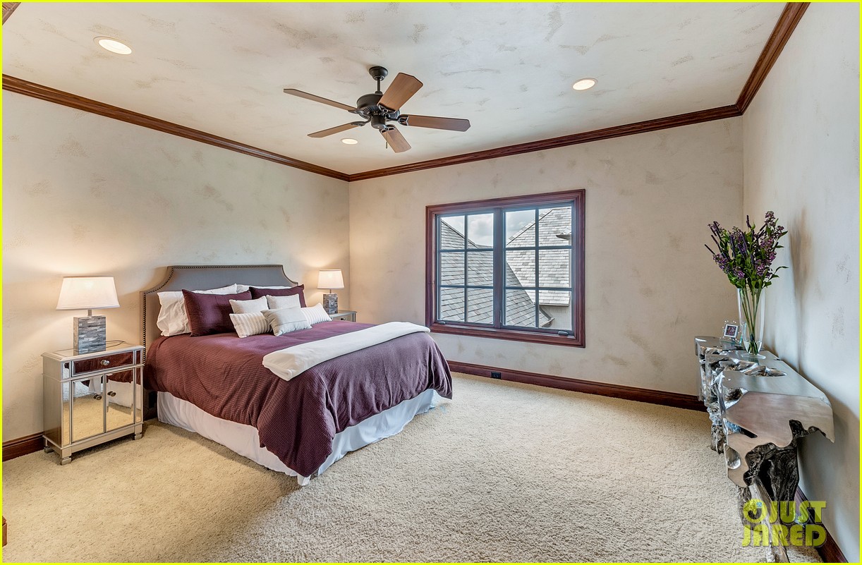 Go Inside Selena Gomez's Texas Dream Home! | Photo 1070872 - Photo ...