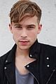 tommy dorfman 10 fun facts 13 reasons why 01