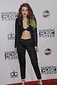 bella thorne confirms shes single 04