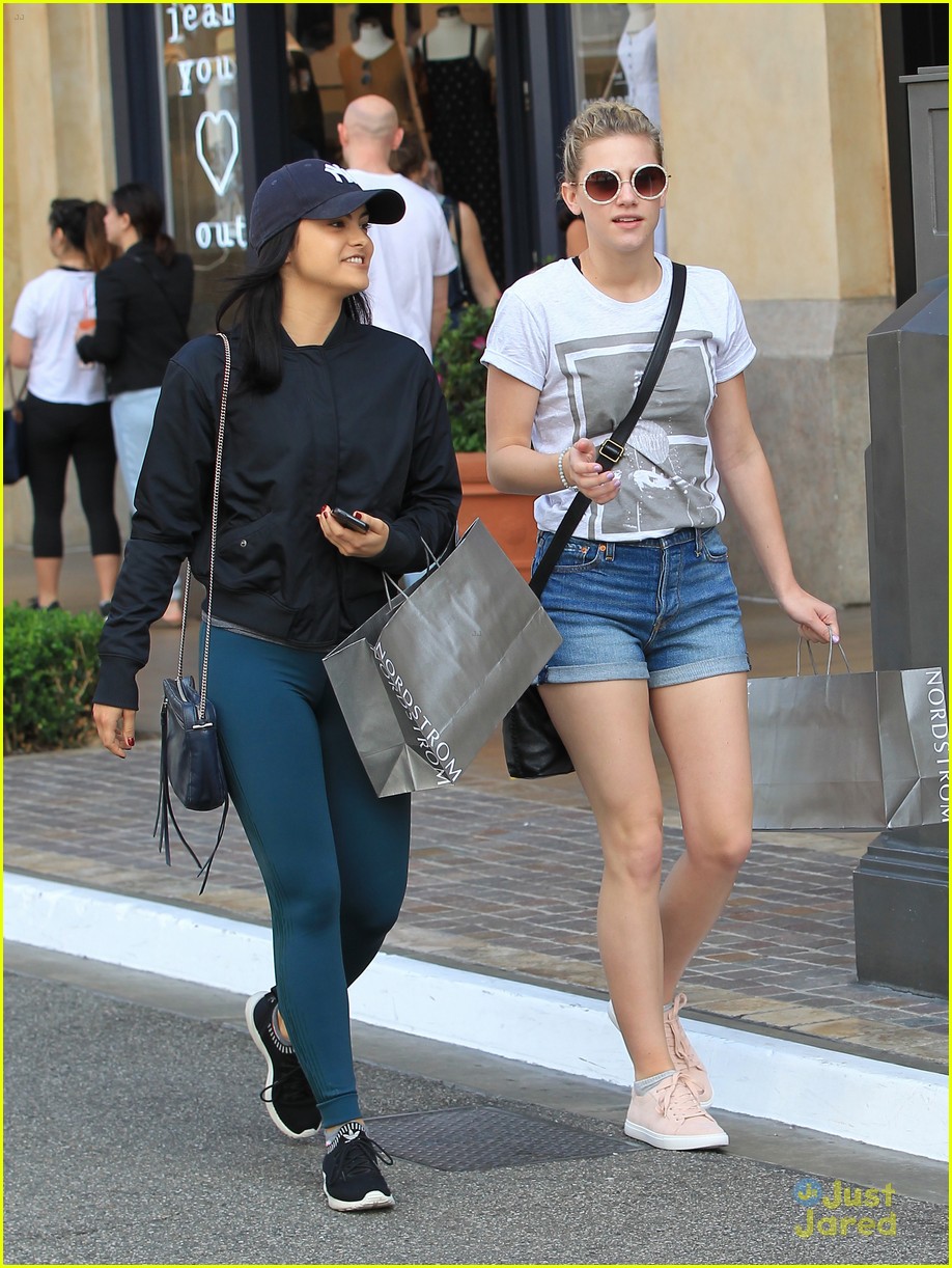 Full Sized Photo of camila mendes lili reinhart gripe riverdale break