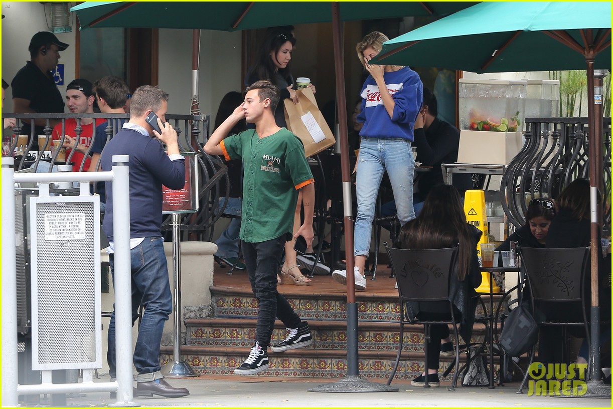 Cameron Dallas & Hailey Baldwin Grab Lunch Together, Greet Fans After ...