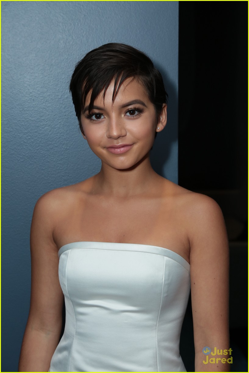 Isabela Moner Makes Fun Of Herself In Silly Pics from CinemaCon | Photo