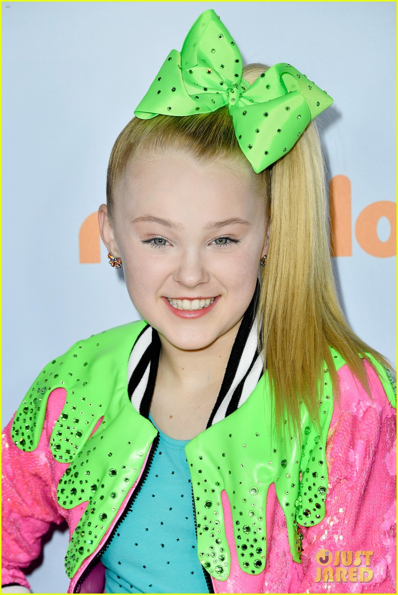 JoJo Siwa Wears Slime-Inspired Outfit to KCAs 2017! | Photo 1074591