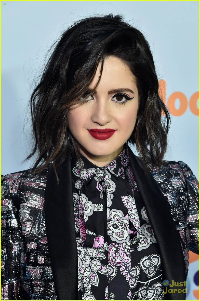 Laura Marano Cuts And Dyes Her Hair Black Looks Even More Like Sister Vanessa Now Photo