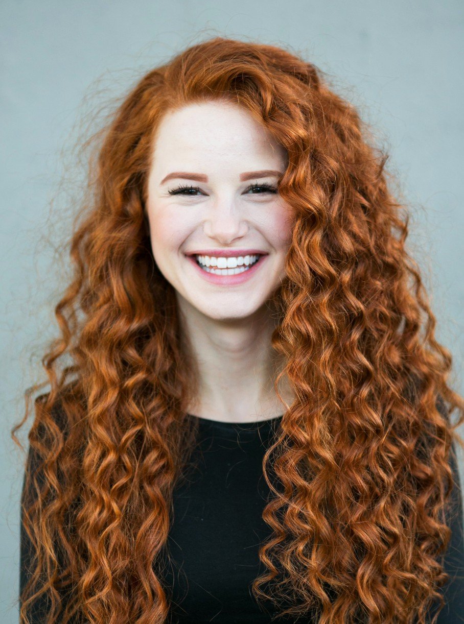 Riverdales Madelaine Petsch Rocks Curly Red Hair For New Hot Sex Picture