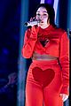 miley cyrus noah cyrus fan girl iheartradio music awards 2017 04