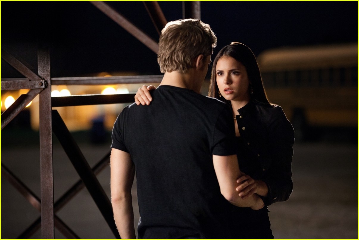 stefan elena vampire diaries finale 05