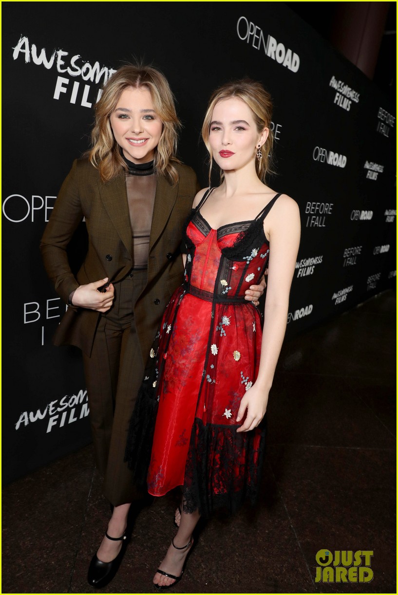 Zoey Deutch Premieres 'Before I Fall' With Halston Sage & Cast in Los