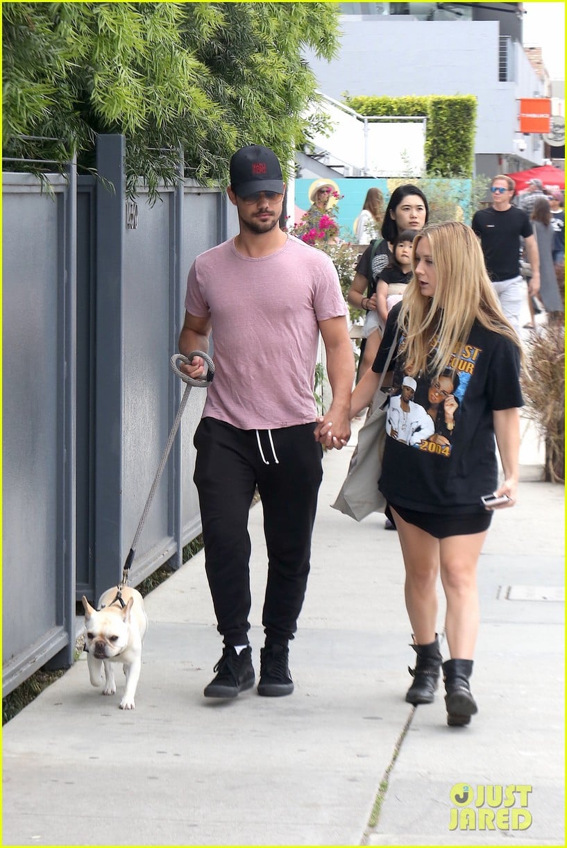 Billie Lourd & Taylor Lautner Couple Up For Afternoon Date in LA