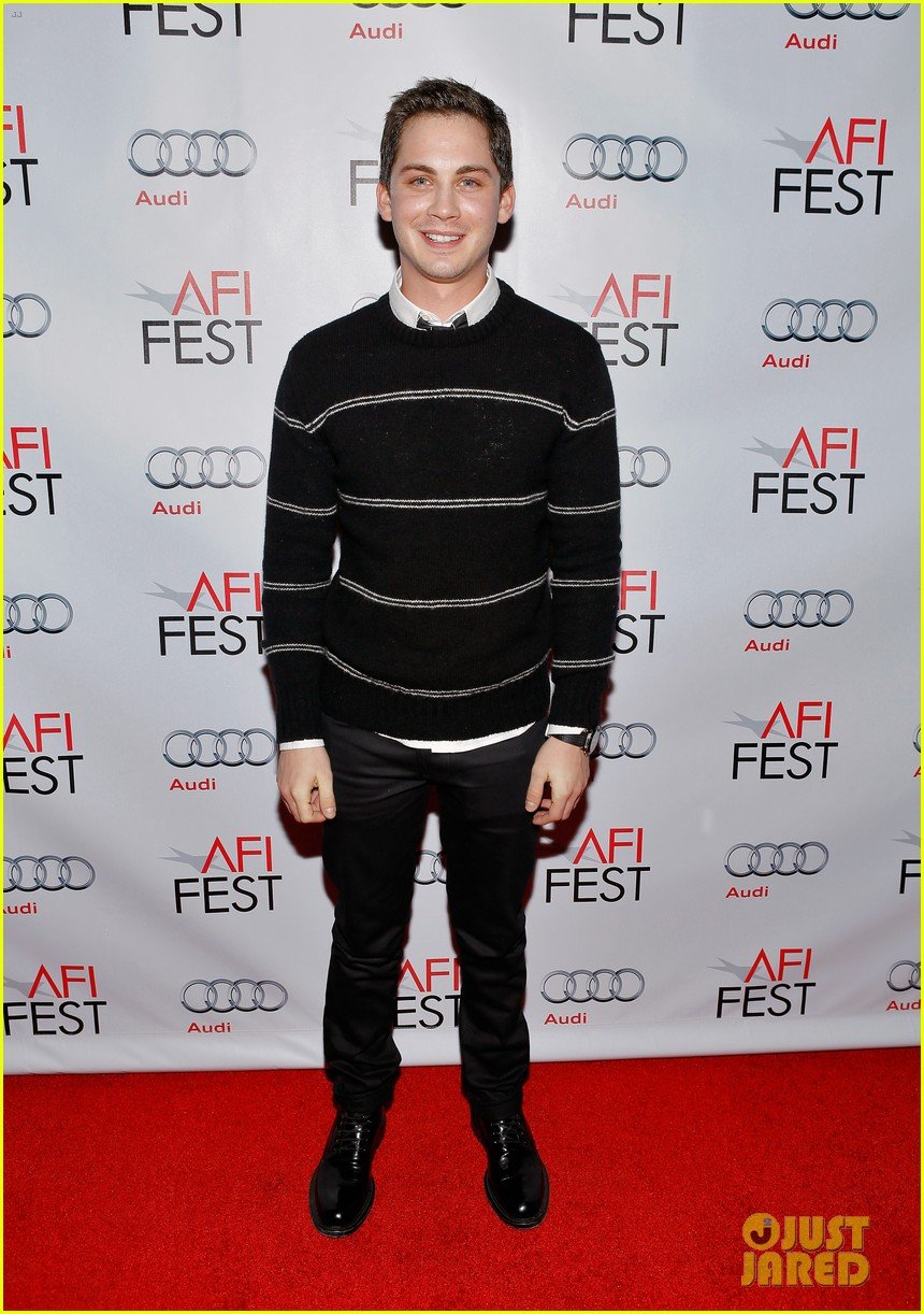 Full Sized Photo of dylan minnette logan lerman twins 02 | ‘13 Reasons