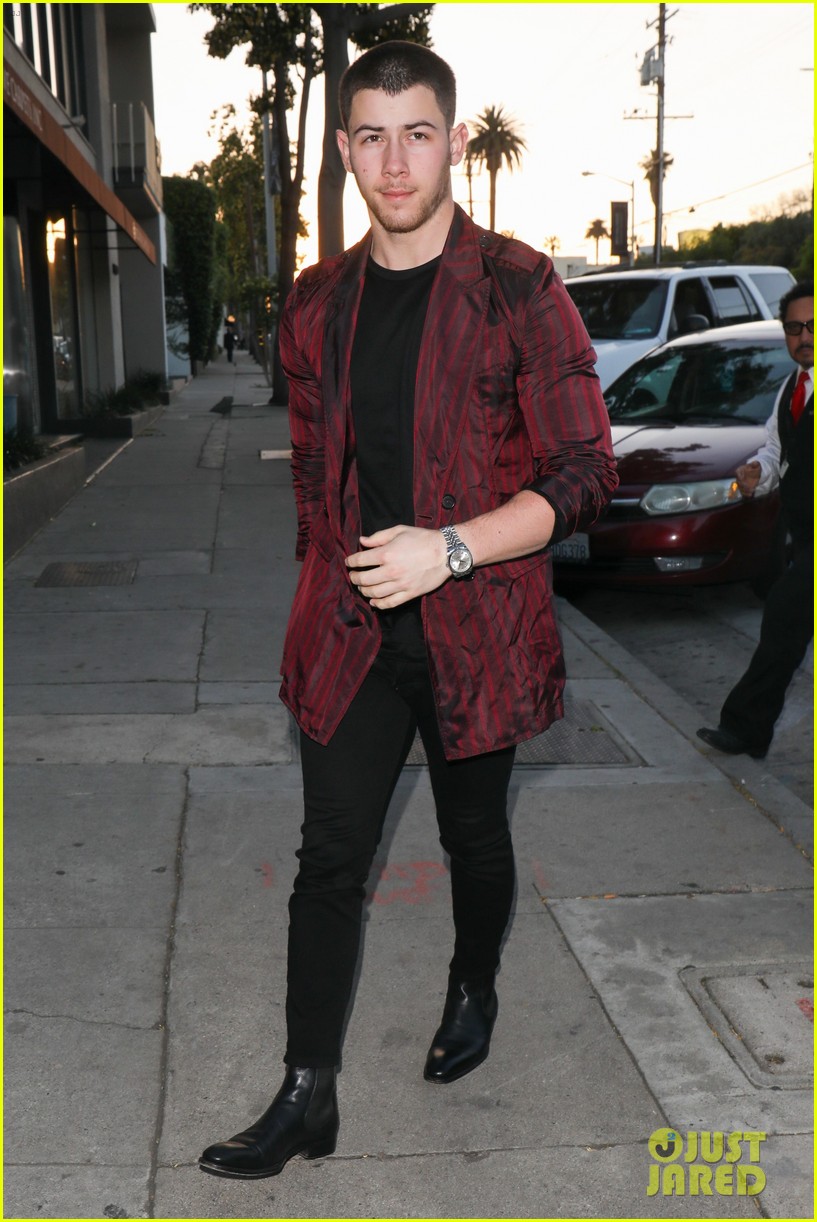 Nick Jonas Wears Striped Blazer For Dinner At Craigs | Photo 1079009