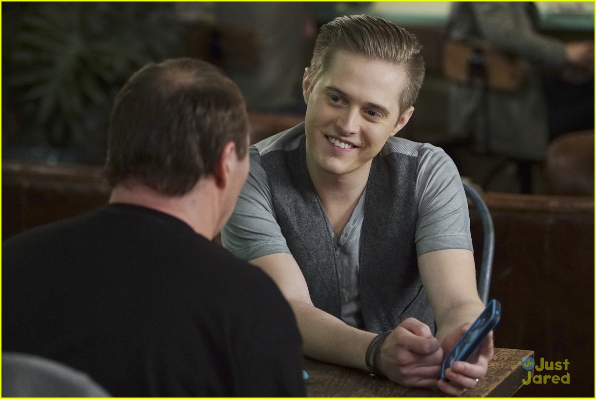 switched series finale pics promos clips 11