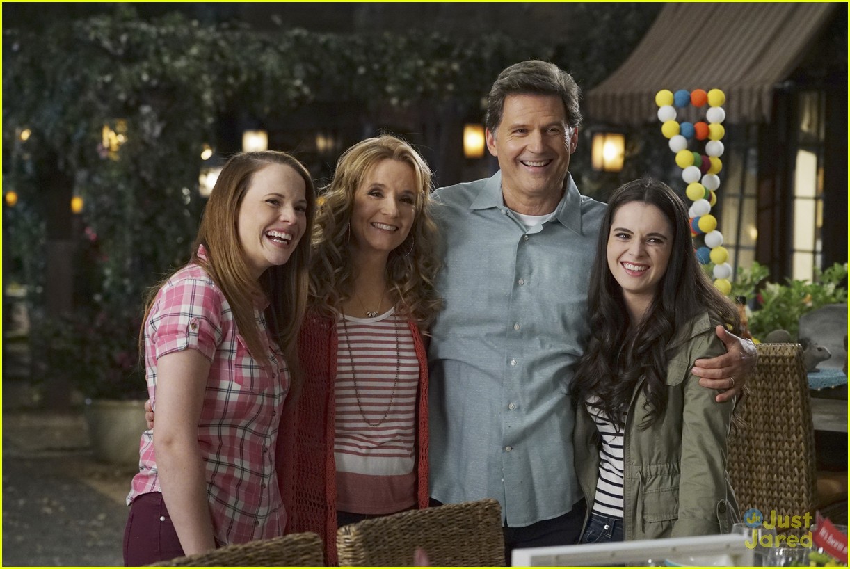 switched series finale pics promos clips 29