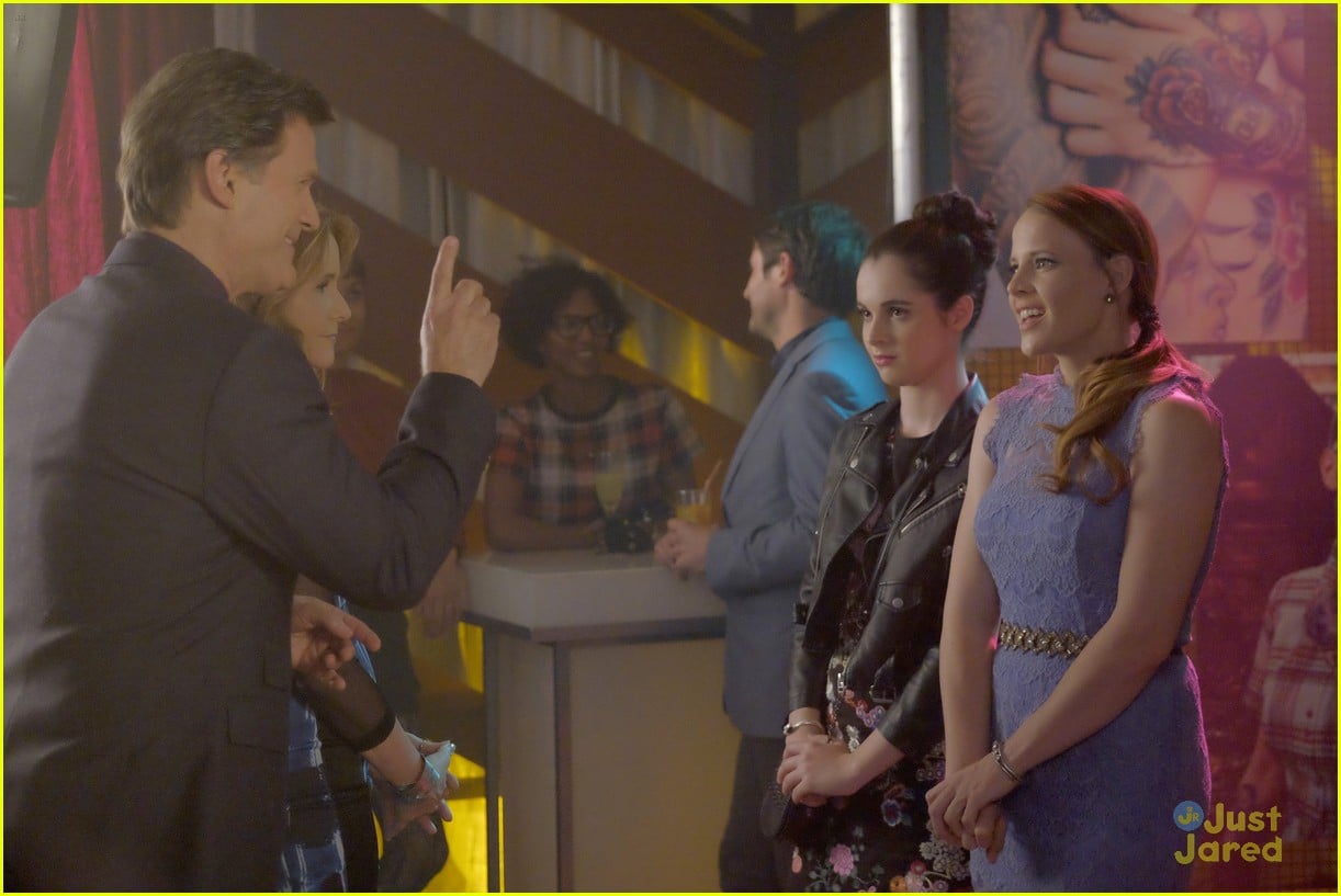 switched series finale pics promos clips 49