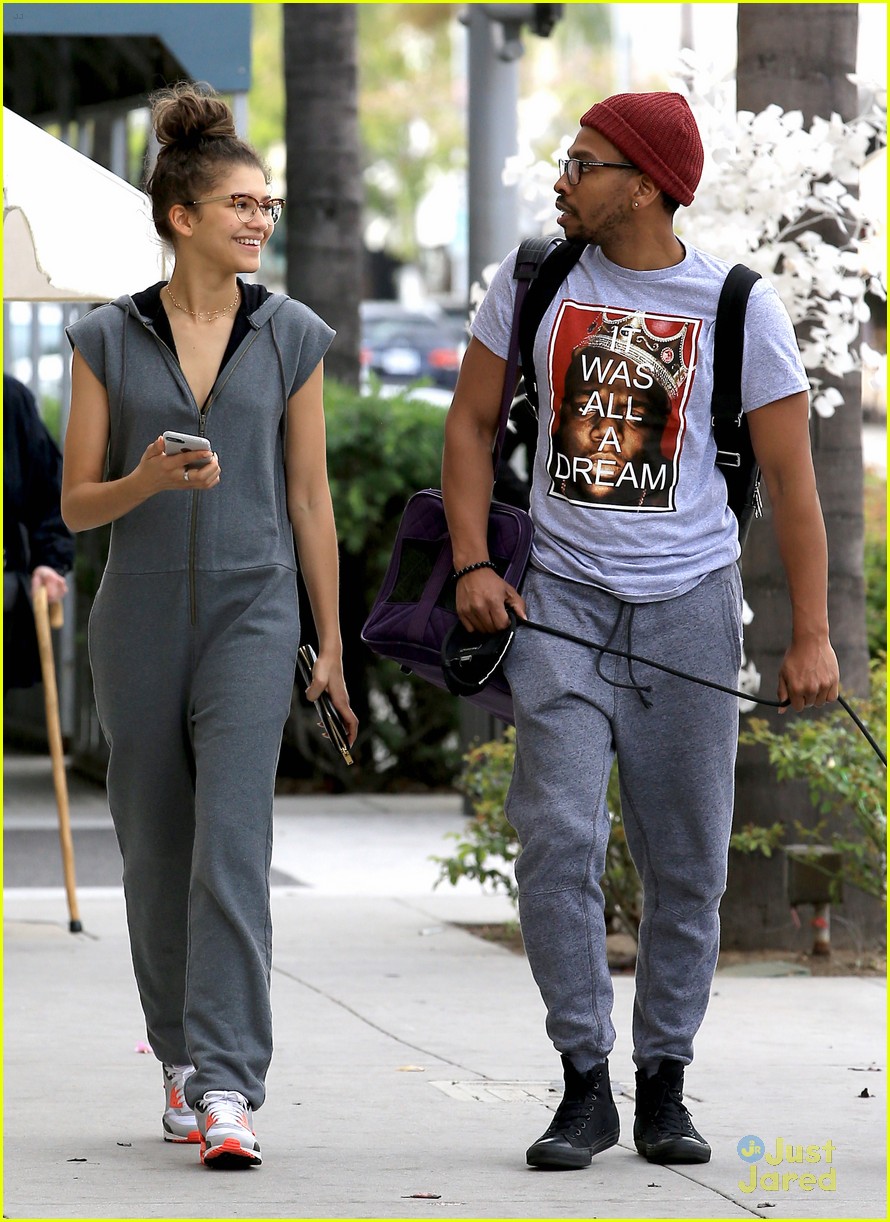 Zendaya's Major Pet Peeves Have Everything To Do With Feet | Photo