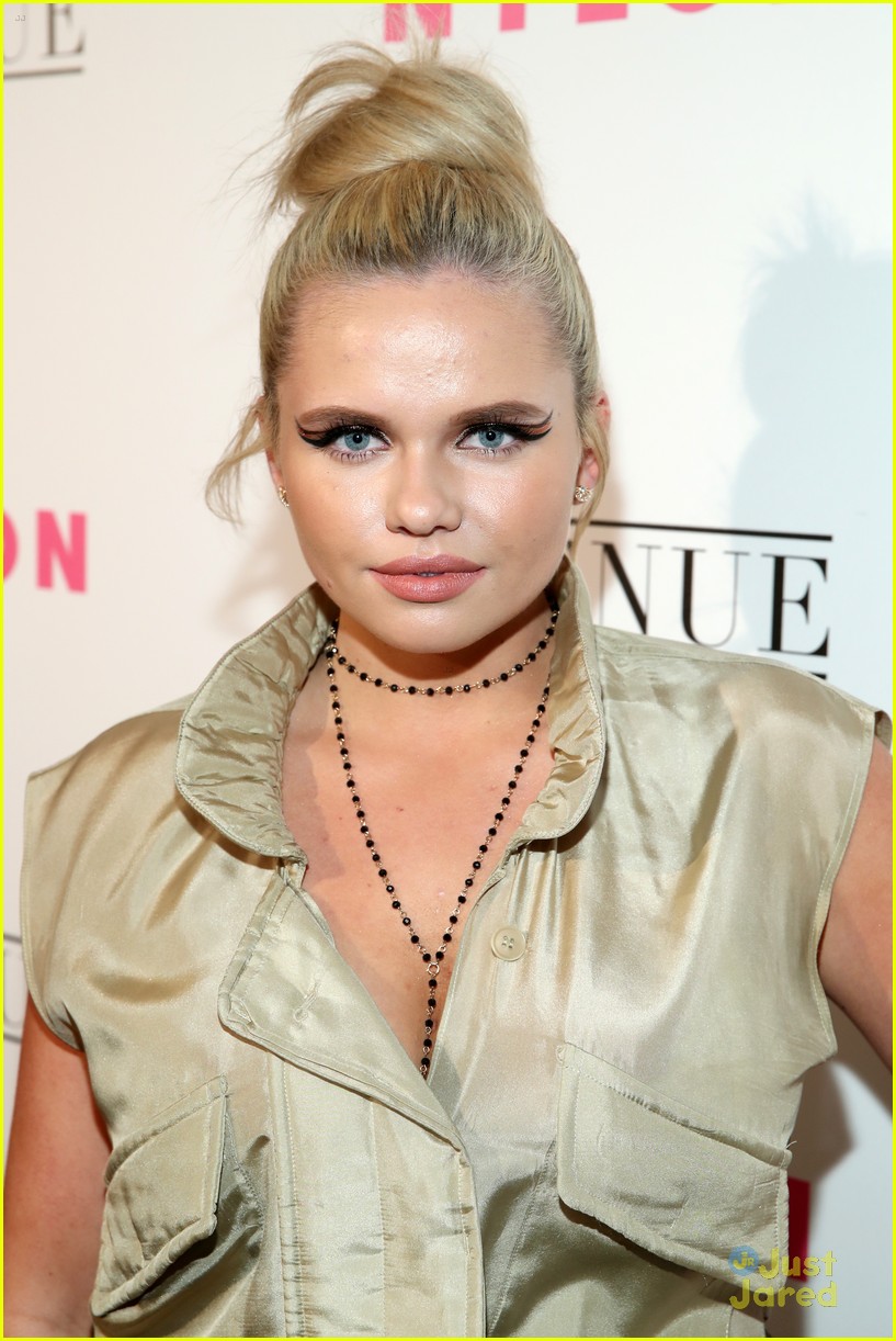 Full Sized Photo of chloe skai amanda jordyn more nylon yh party 15