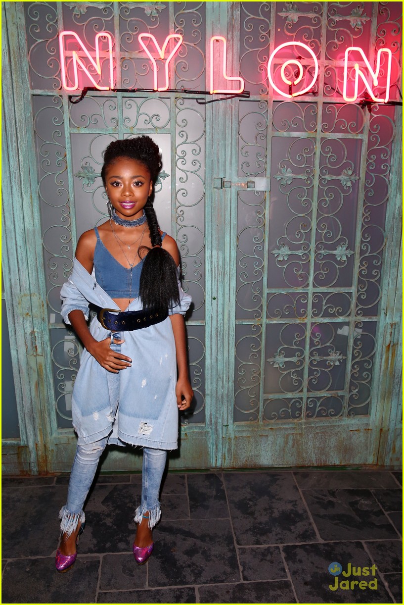 Full Sized Photo of chloe skai amanda jordyn more nylon yh party 26