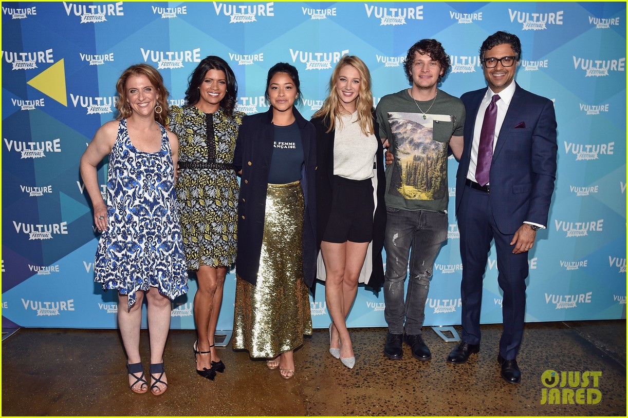 jane the virgin panel 03