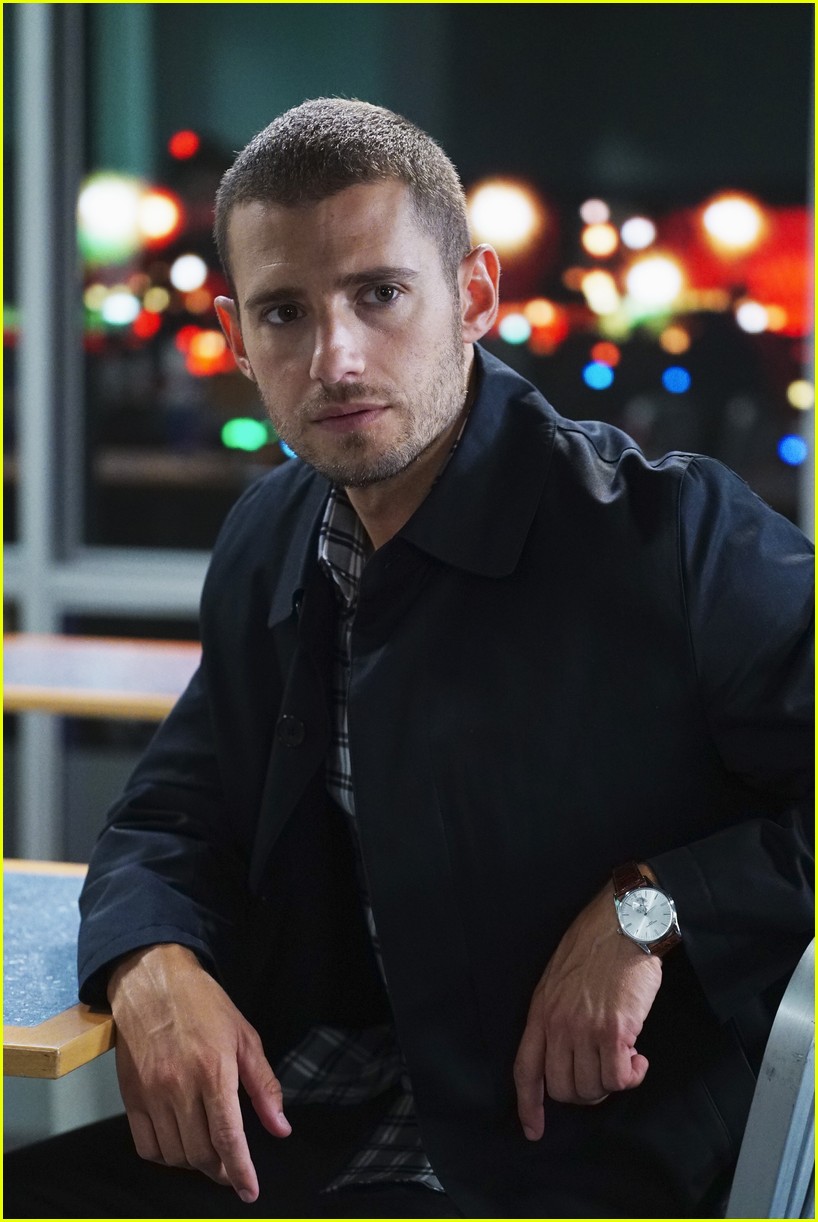 Wren is Back on Tonight's 'Pretty Little Liars' Photo 1090001 Photo