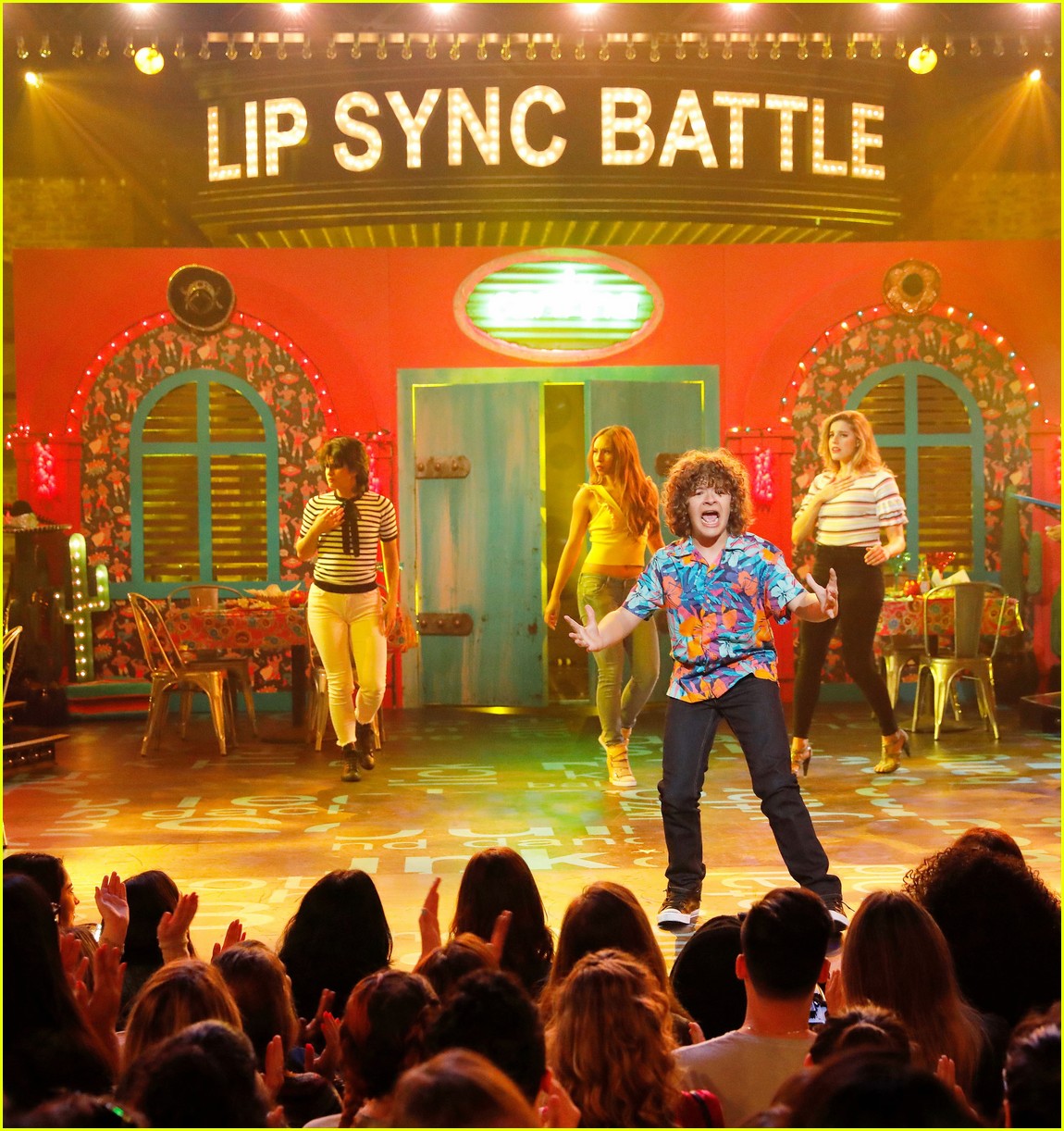 Stranger Things Takes Over Lip Sync Battle Watch Now Photo 1089817 Photo Gallery 