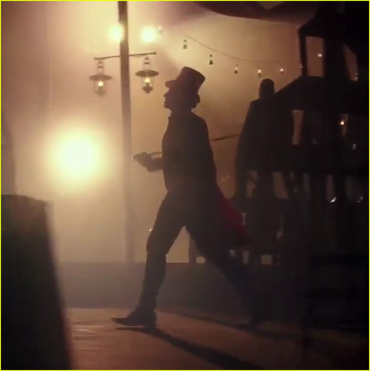 Zendaya Is a Trapeze Artist in 'Greatest Showman' Teasers with Zac