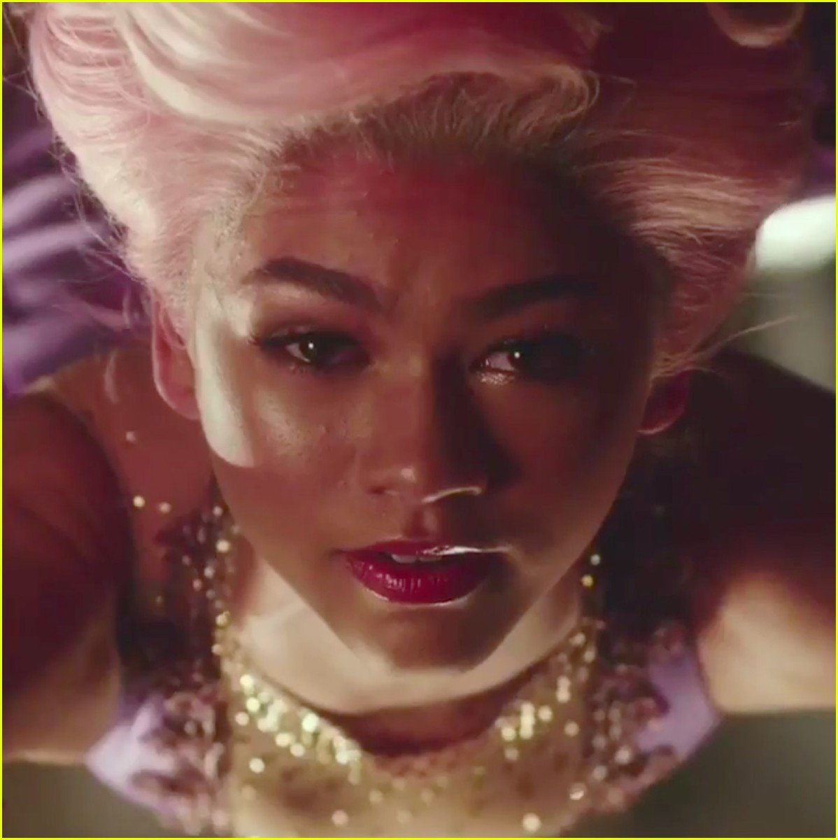 Zendaya Is a Trapeze Artist in 'Greatest Showman' Teasers with Zac