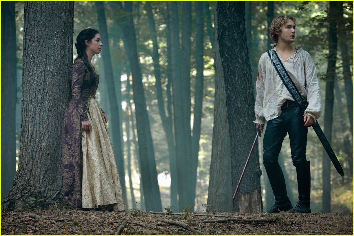 Adelaide Kane Reveals Her Favorite Frary Scene From 'Reign' | Photo ...