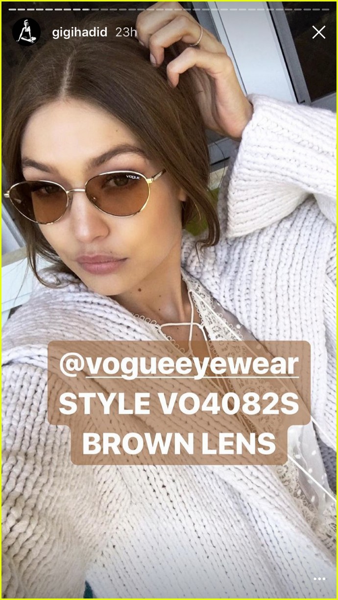 Gigi Hadid Shows Us How to Slay Head-to-Toe Acid Wash | Photo 1093074