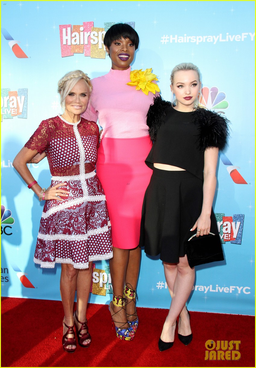 Dove Cameron Reunites with Movie Mom Kristin Chenoweth at 'Hairspray