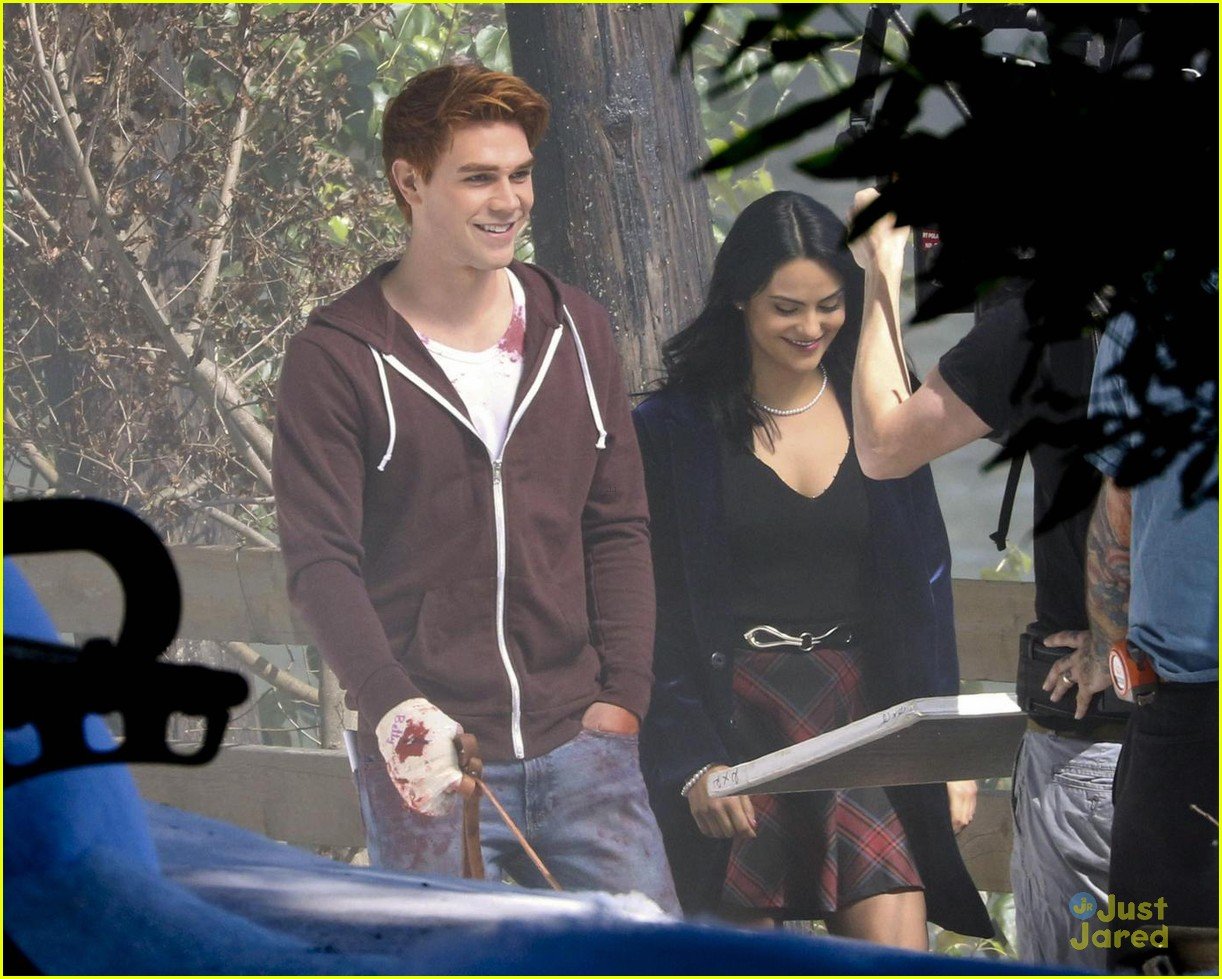 KJ Apa & Camila Mendes Film First Scenes for 'Riverdale' Season 2 ...