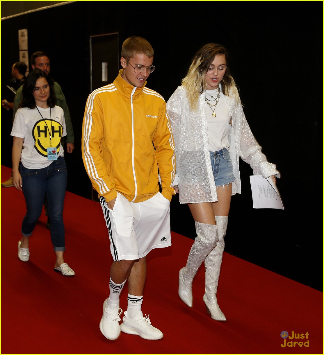 miley cyrus justin bieber one love manchester 01